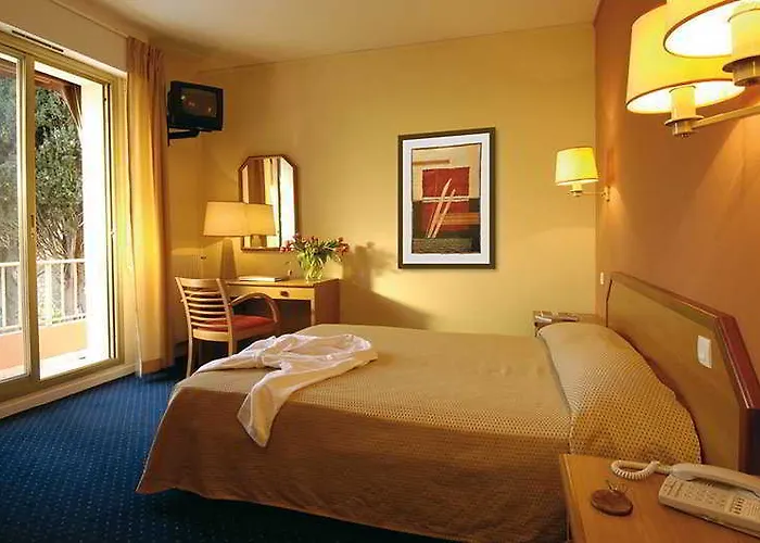 Anis Hotel 3*