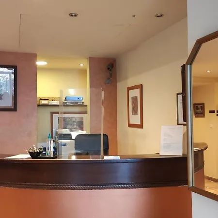Anis Otel Nice