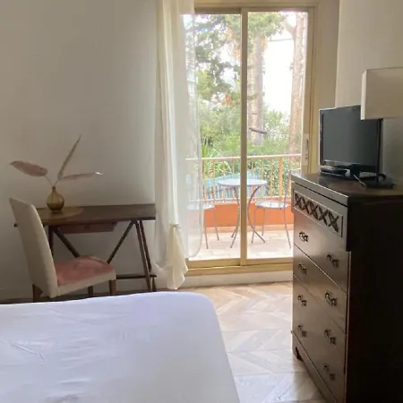 Anis Hotel